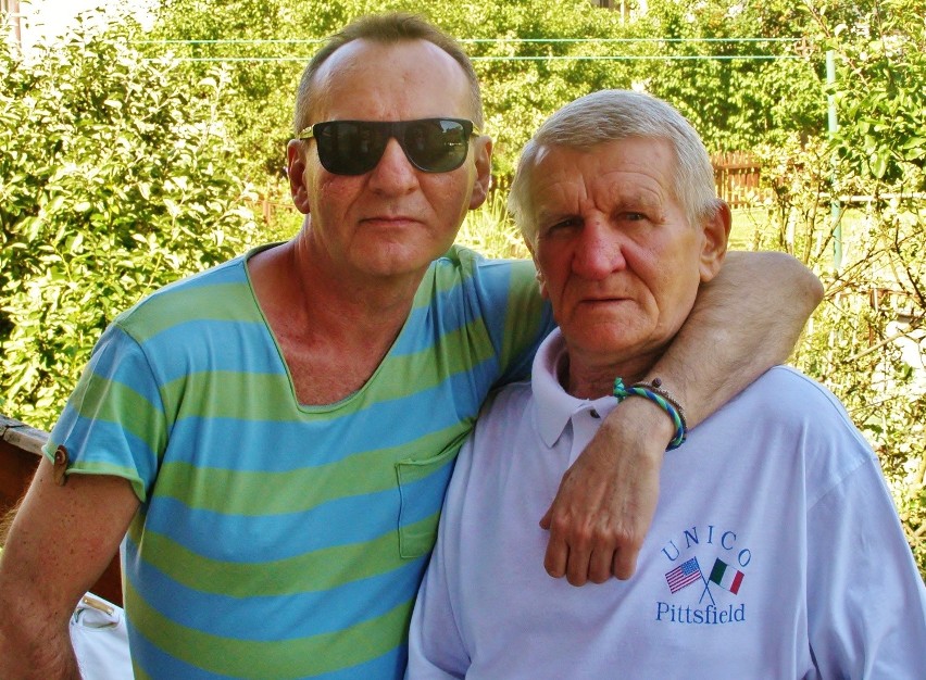 Na zdjęciu ze swoim tatą Stanisławem, legendarnym...