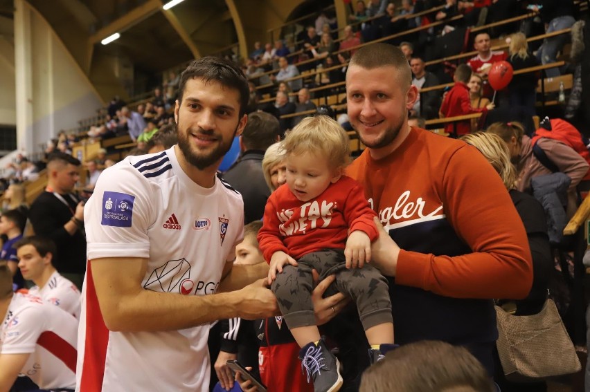 Piłkarze ręczni i nożni Górnika Zabrze pozostają w...