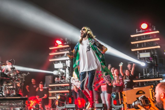 Jared Leto z 30 Seconds To Mars  w czasie krakowskiego koncertu w 2018 roku