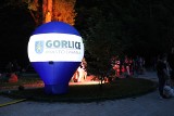 Festiwal Światła w Gorlicach. Pierwszy dzień minął na spacerach po alejkach Parku Miejskiego. Jakież one były inne, niż zazwyczaj