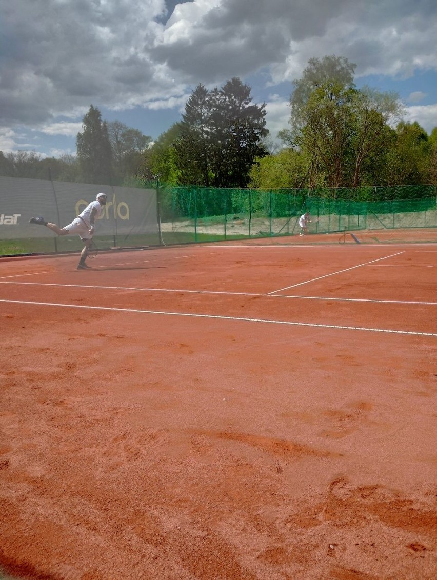 Nowe korty tenisowe i pierwszy letni turniej Klubu Sportowego Perla