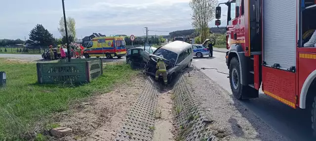 Wypadek w Olesznie w gminie Krasocin.