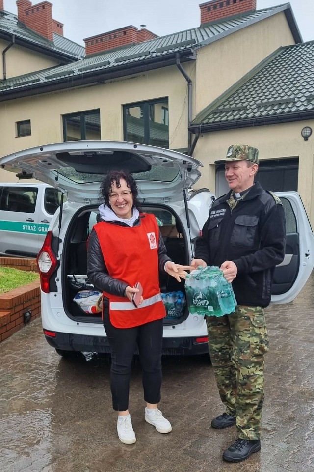 Caritas Archidiecezji Białostockiej przekazała kolejne dary Podlaskiemu Oddziałowi Straży Granicznej