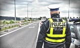 Policjanci uratowali niepełnosprawnego mężczyznę podczas pożaru