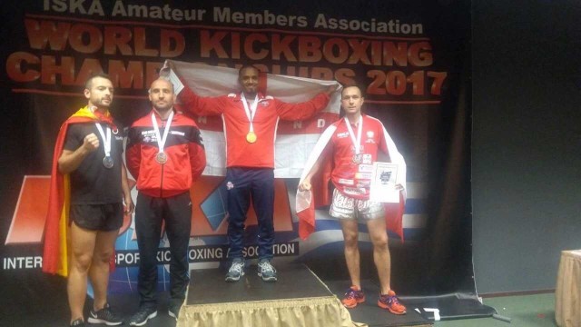 Rafał Antończak (z prawej) zasłużył, aby stać na najwyższym podium