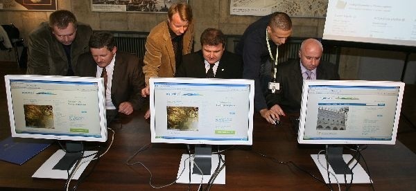 Regiopedia.pl juz dziala!...