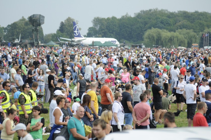 Widzowie na Air Show 2017 w Radomiu - sobota.