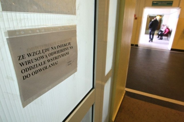 Zakaz odwiedzin na oddziale wewnętrznym I w Wojewódzkim Szpitalu Zespolonym w Kielcach będzie obowiązywał do przyszłego tygodnia.