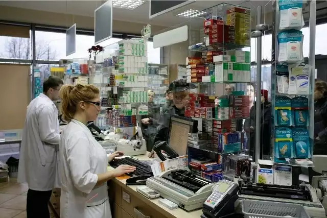 W Proszowicach, Wieliczce, czy Myślenicach nie można już w nocy kupić leków w aptece. W Miechowie pięć aptek pełni jeszcze całodobowe dyżury.