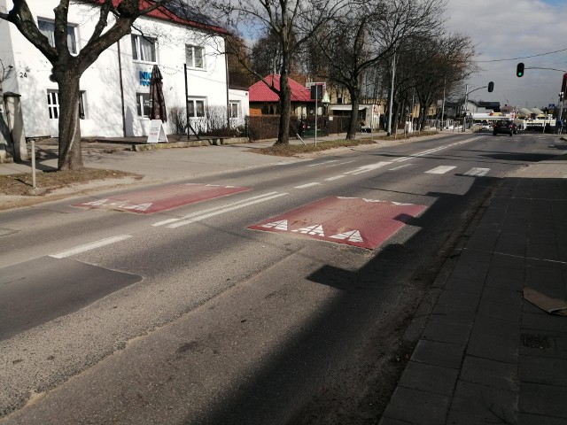 Gdańsk. Próg zwalniający za przejściem dla pieszych. Czy to zgodne z przepisami?