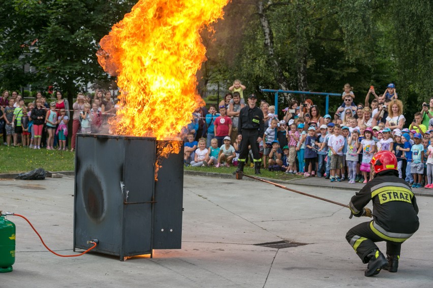 Kraków. Pożegnanie wakacji i pokazy służb ratowniczych [ZDJĘCIA]