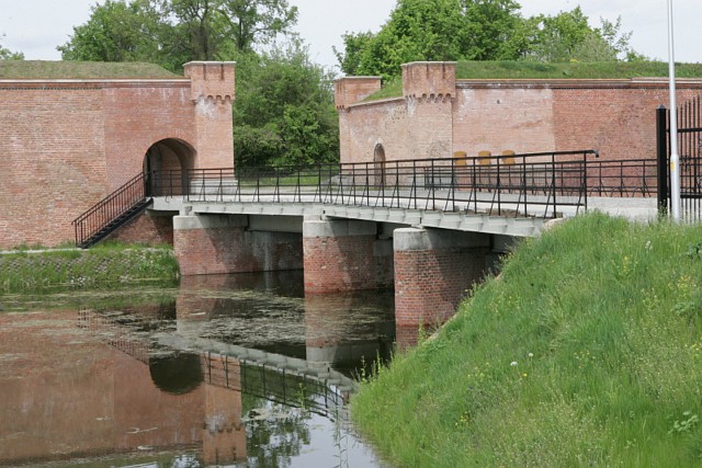 Twierdza w Kostrzynie nad Odrą jest w trudniejszej sytuacji niż podobne zabytki w Europie. To dlatego, że została niemal zrównana z ziemią w czasie II wojny światowej