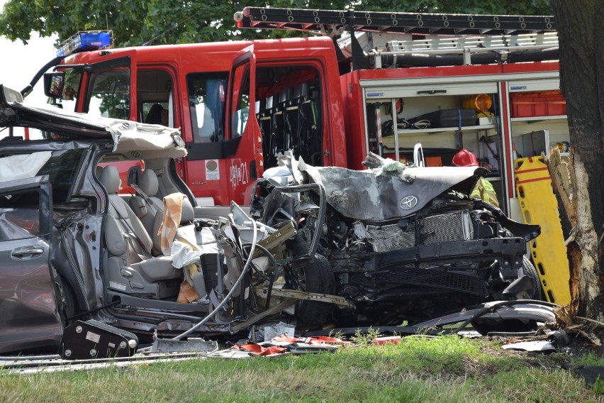 Tragiczny wypadek na krajowej 15 w Strzelnie (pow....