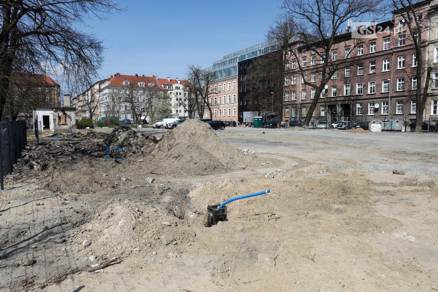 Parking na placu Zawiszy w Szczecinie to zły pomysł. Tak uważają (niektórzy) mieszkańcy