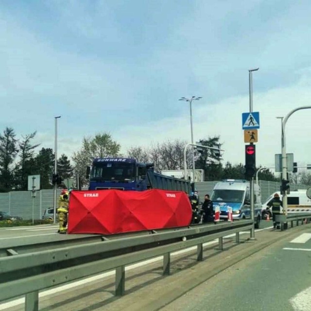 Do wypadku doszło na przejściu na pieszych na DK1 w Czechowicach-Dziedzicach w rejonie skrzyżowania z ul. Legionów