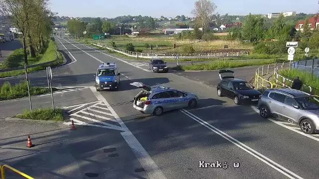 Wypadek w Miechowie na DK7. Na miejscu zginął pieszy.
