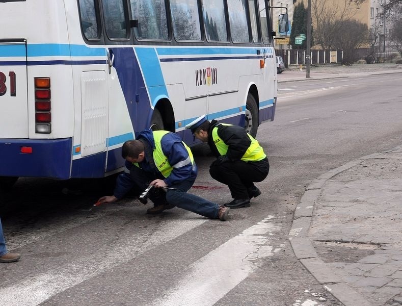 Autobus potrącił 13-latkę