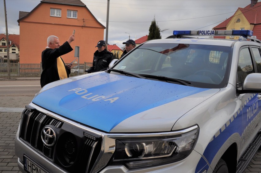 Policjanci podsumowali rok pracy. Dostali też nowy radiowóz.