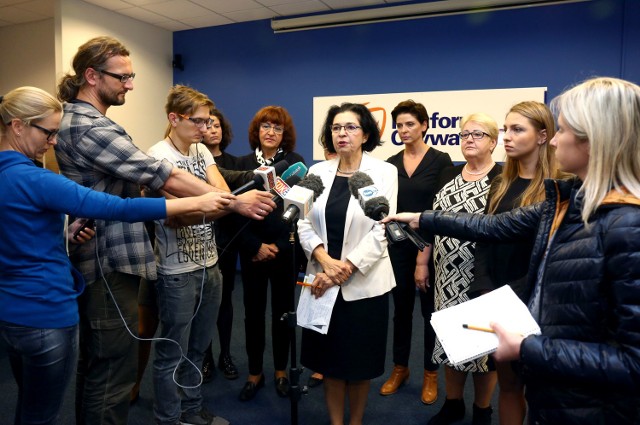 Konferencja zorganizowana przez Kongres Nowej Prawicy na Targu Węglowym w Gdańsku