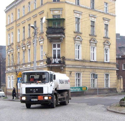 Ciężarówki, które jeżdżą przez centrum Wschowy w kierunku Wolsztyna, za dwa lata będą omijać miasto