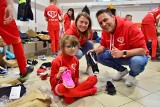 Polacy z Fundacji Love Dance Help w Norwegii obdarowali młodych sportowców z Domu Dziecka w Skopaniu. Zdjęcia i wideo