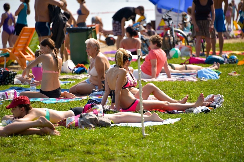 Po wielu weekendach deszczu i chmur na plażę w Dojlidach...