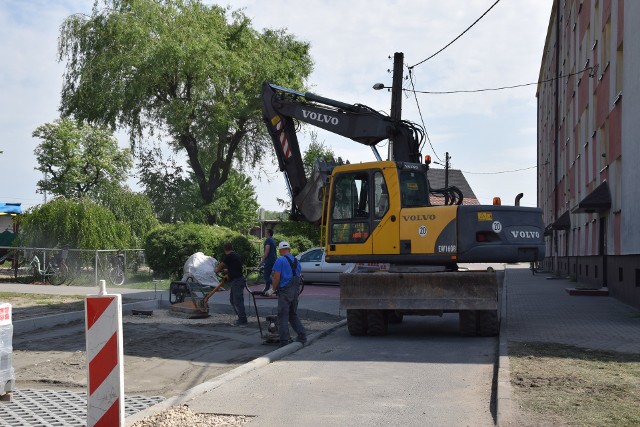 Lubliniec: przebudowują trzy ulice w centrum miasta