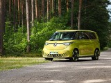 Volkswagen ID. Buzz 77 kWh 204 KM. Test, wrażenia z jazdy, zużycie energii, ceny i wyposażenie