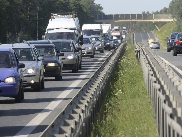 Tłok i korki w okolicach węzła komunikacyjnego w Stryszku to częsty widok.