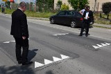 Kierowcy będą musieli zwolnić – w Woli Wiśniowej na drodze powiatowej pojawiły się progi zwalniające 
