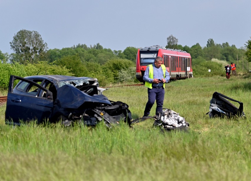 Stobno. Wypadek na przejściu kolejowym 11.05.2022