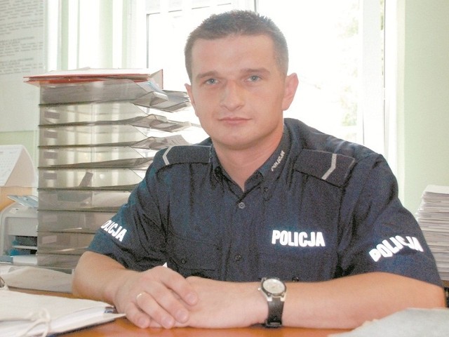 Sierżant Paweł Otowicz, kandydat w plebiscycie Najpopularniejszy Dzielnicowy Roku 2011.