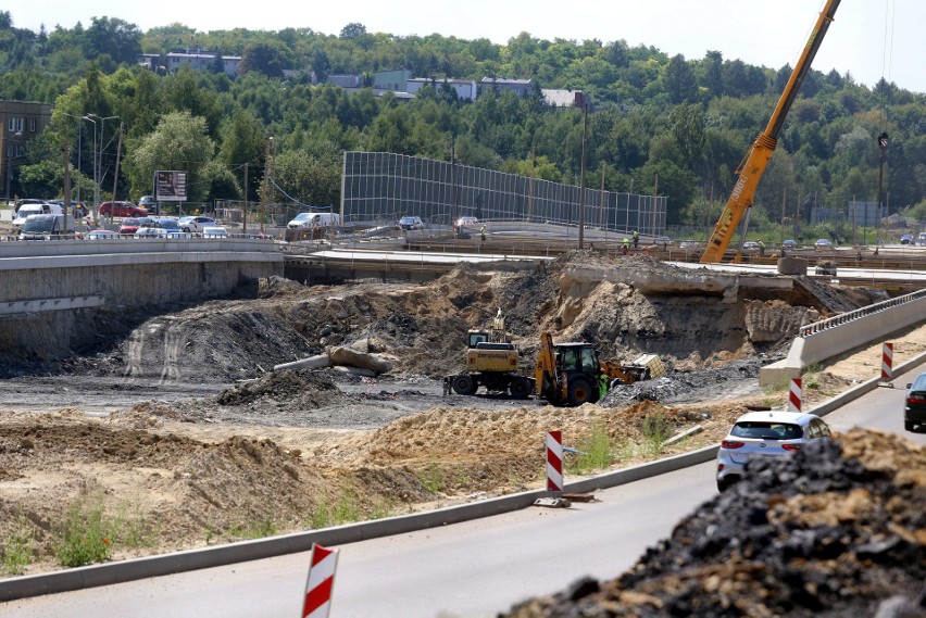 Przebudowa trasy DK94 w Sosnowcu. Drogowcy wreszcie...