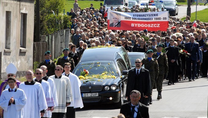 Cichą modlitwą oddaliśmy hołd zmarłemu