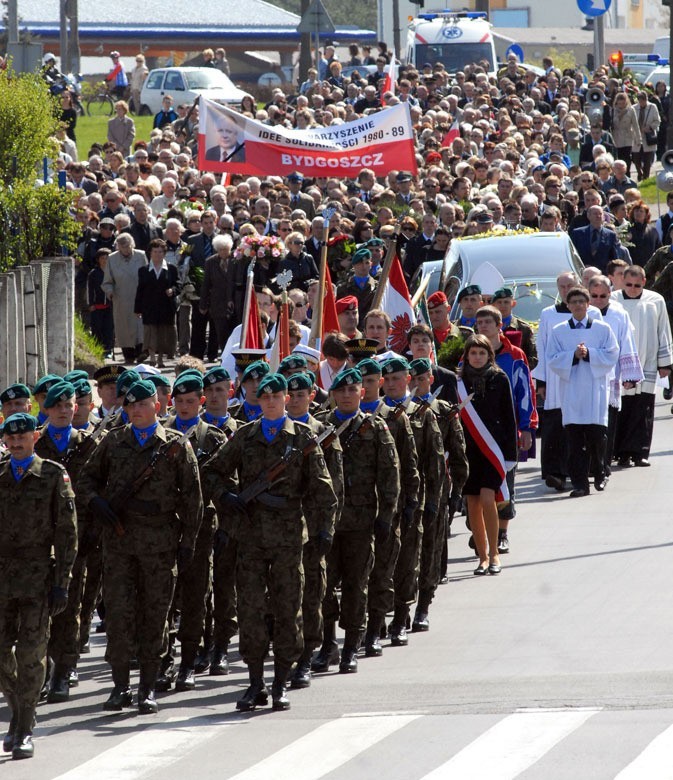 Cichą modlitwą oddaliśmy hołd zmarłemu