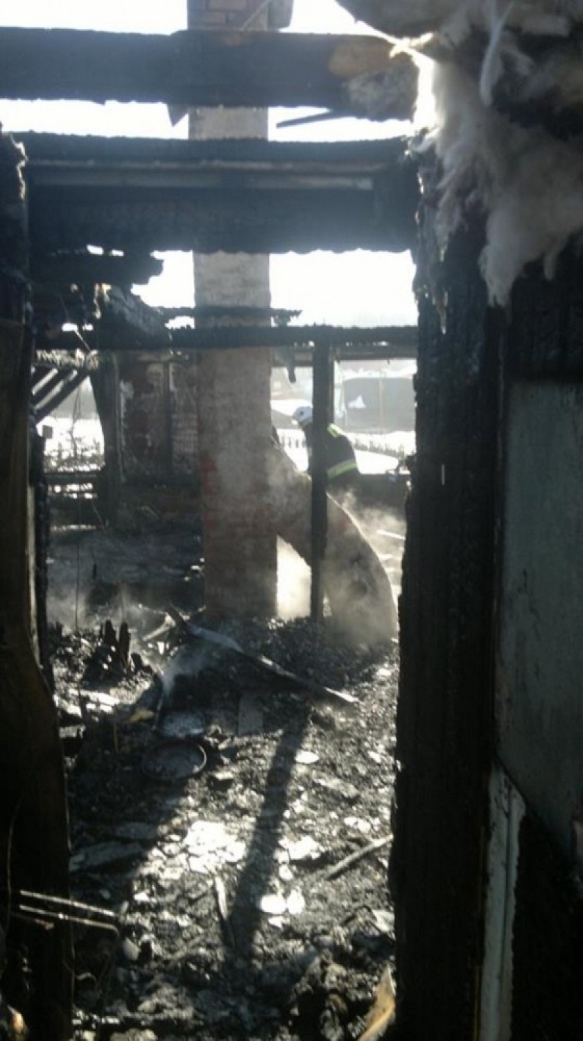Pożar w Ujsołach: Rodzina straciła dach nad głową. Pomóżmy!