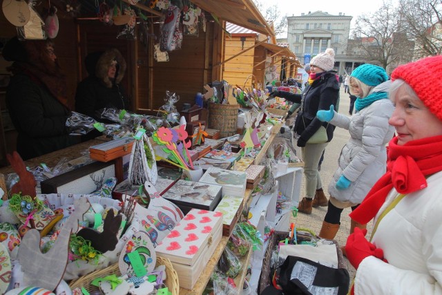 Poznań: Wzmożone kontrole sanepidu przed Wielkanocą. Niektórzy sprzedawcy zapłacą wysokie mandaty