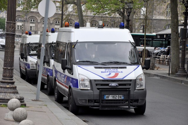 Francuska policja, zdjęcie ilustracyjne