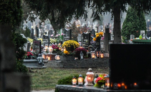 W Kujawsko-Pomorskiem przybywa cmentarzy i są też one trochę większe.