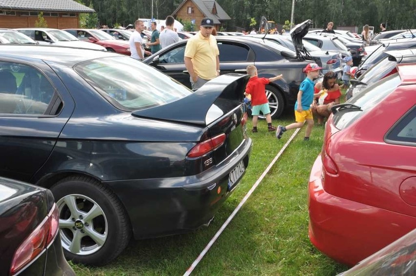 Wola Więcławska. II Zlot Alfa Romeo w Małopolsce [ZDJĘCIA]