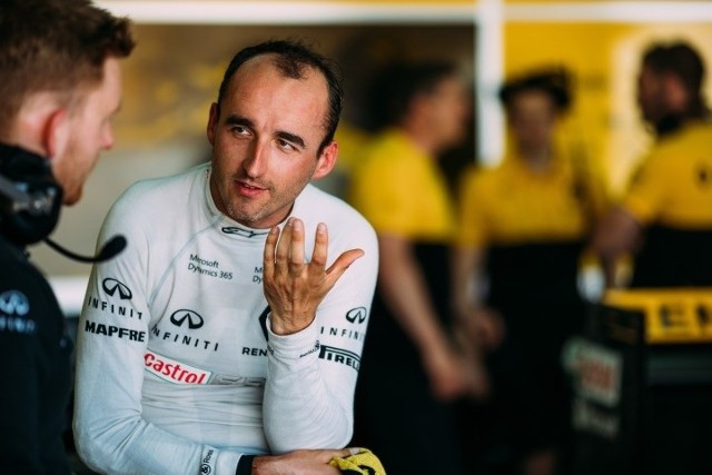 Robert Kubica po raz pierwszy od sześciu lat zasiadł za sterami bolidu Formuły 1. Polak odbył jazdy testowe w zespole Renault Sport Formula One Team na torze w Walencji.Fot. Renault