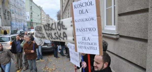 Zwolennicy Palikota chcą, aby cały polski Kościół  był taki, jak opolski - nie mieszał się do polityki.