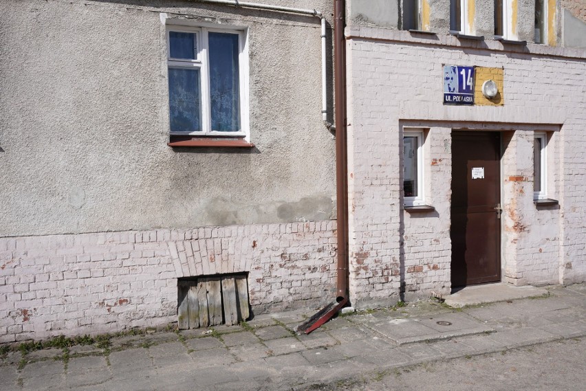 Budynki przy ulicy Podlaskiej w Miastku nie mają kanalizacji...