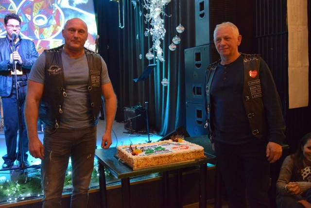 Tort wylicytowali przedstawiciele Czarnej Floty Mirosław Motyl i Mariusz Milcarz