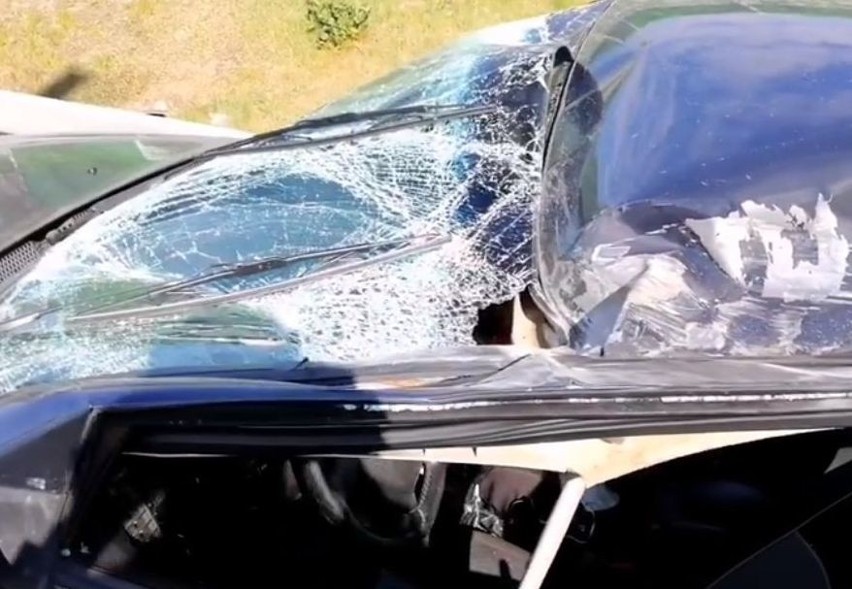 Wypadek na S8 w Głuchach, pow. wyszkowski. Zderzyły się trzy auta. Zdjęcia i wideo z wypadku. 27.04.2020
