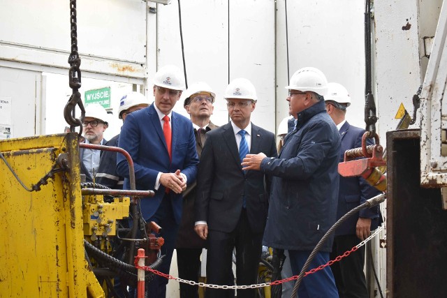 Prezydent Andrzej Duda odwiedził plac budowy odwiertu geotermalnego w Szaflarach