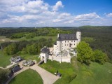 Bobolice w Koronie Królów grają Wawel. Jak się buduje średniowieczny zamek? Szybko. Odbudować go, to jest sztuka