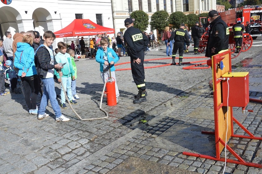 Strażacy pokazali sprzęt [ZDJĘCIA]