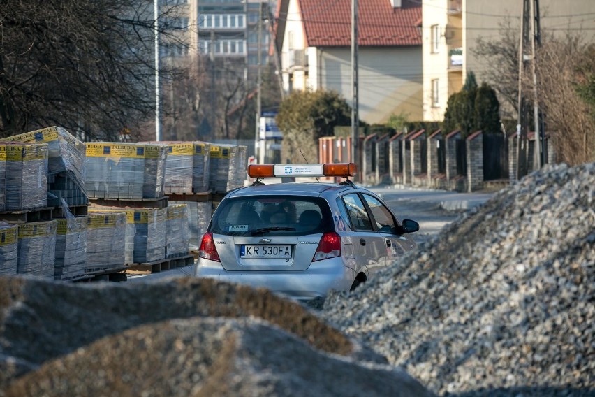 Kraków. Remont Bieżanowskiej, przebudowa torowiska w centrum. Będą kolejne utrudnienia