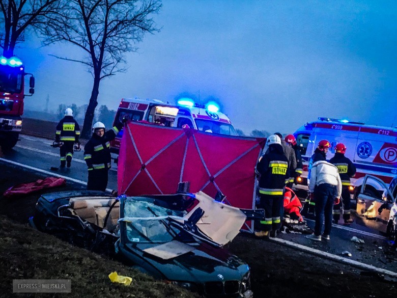 Tragiczny wypadek na DK8. Nie żyją dwie osoby [ZDJĘCIA]